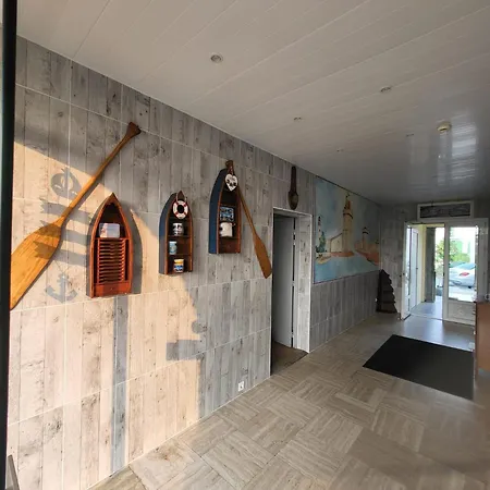 Hotel Les Rosiers 3*