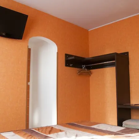 Hotel Les Rosiers