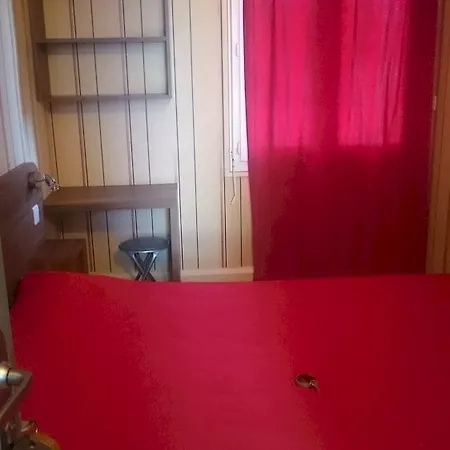 Les Rosiers Hotel