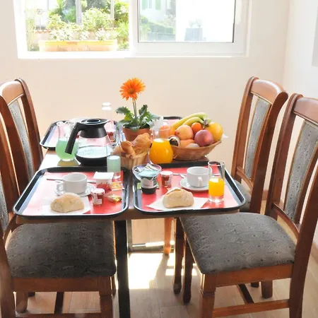 Les Rosiers Hotel La Rochelle (Charente-Maritime)