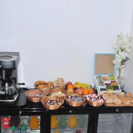 فندق Les Rosiers