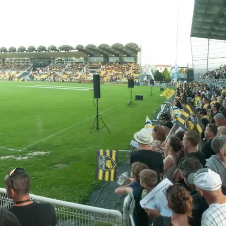 Les Rosiers 3* לה רושל