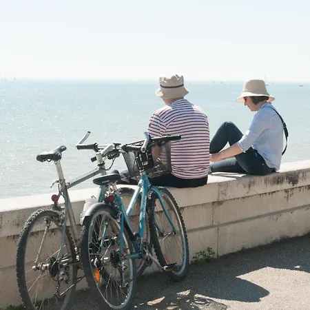Les Rosiers Hotel La Rochelle (Charente-Maritime)