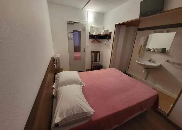 Les Rosiers Hotel