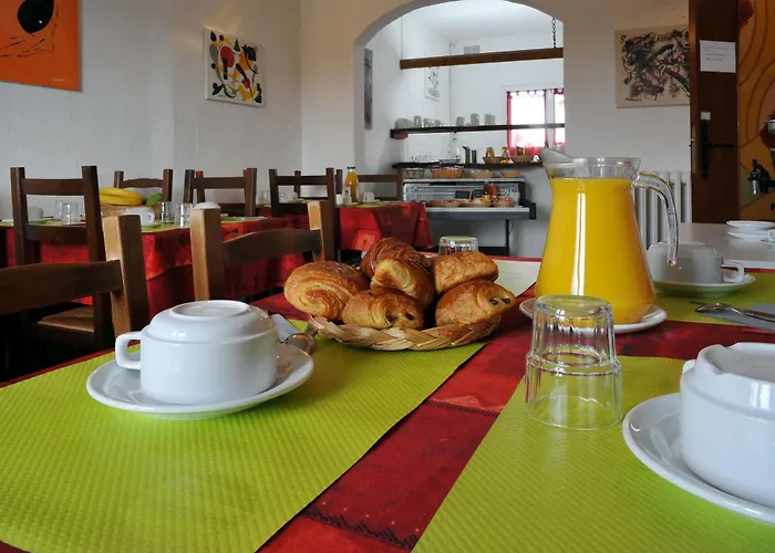 Les Rosiers Hotel