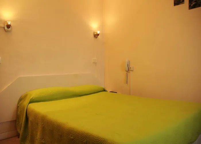 Les Rosiers Hotel La Rochelle (Charente-Maritime)